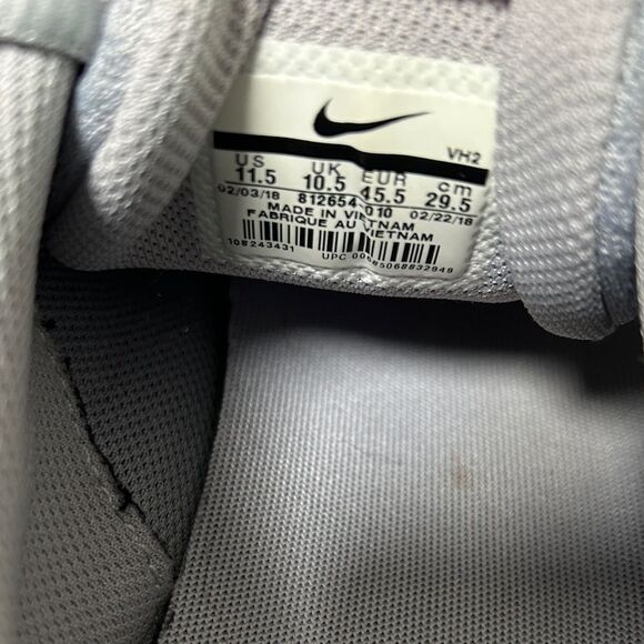 Nike Tanjun Men’s Running Shoes in a Gray/White Color way - Sz 11.5 - Picture 7 of 8